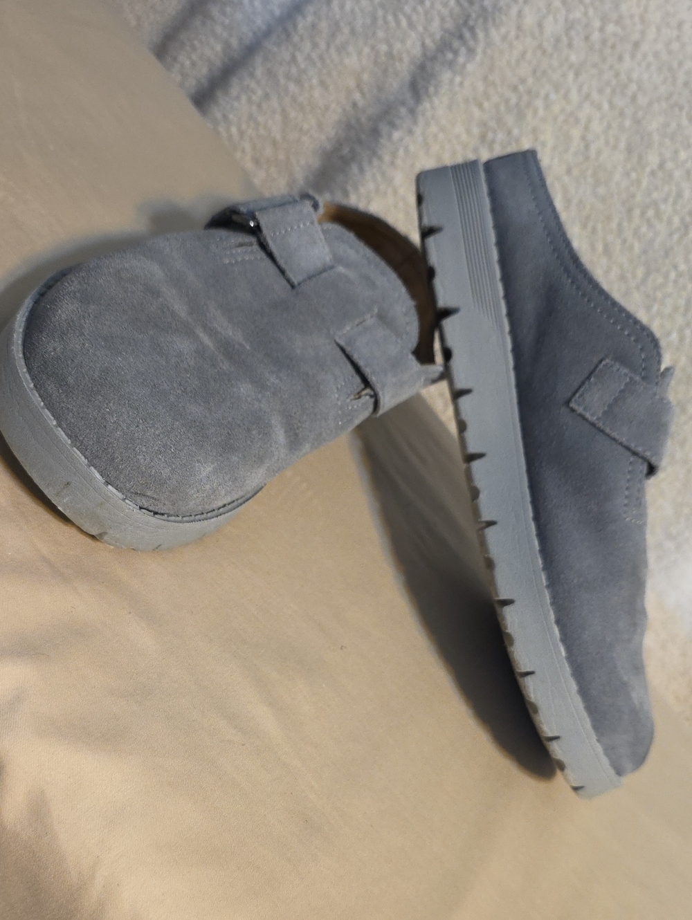 Easy Spirit Gray Suede Slip-On Clogs With Adjustable Strap.